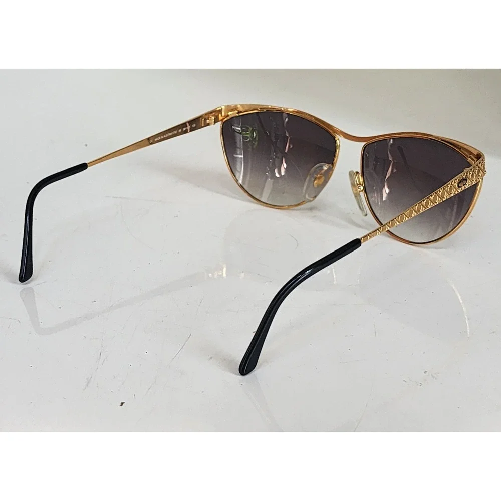 Christian Dior Vintage 2762 Gold Cat Eye Sunglasses 80s Austria 59-13 135